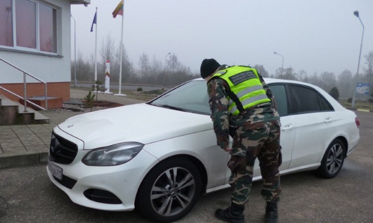 краденный Mercedes из Германии вёз белорус
