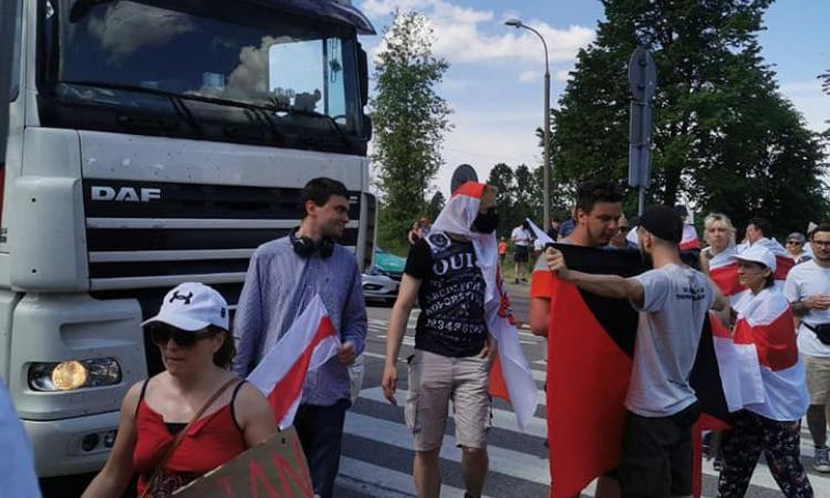 Блокирование границы беларусами в Бобровниках